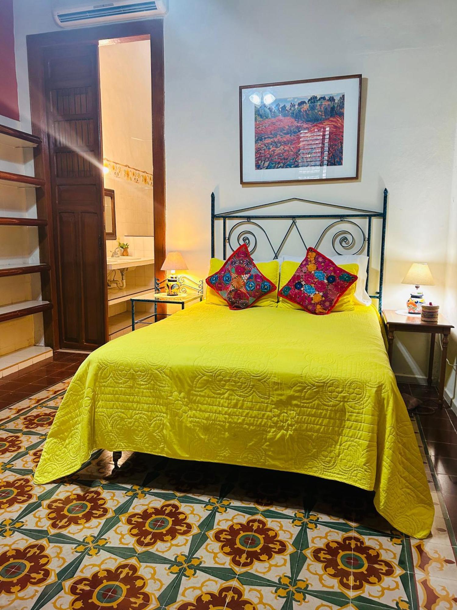 Casa Tres Colibries Bed and Breakfast Mérida Εξωτερικό φωτογραφία