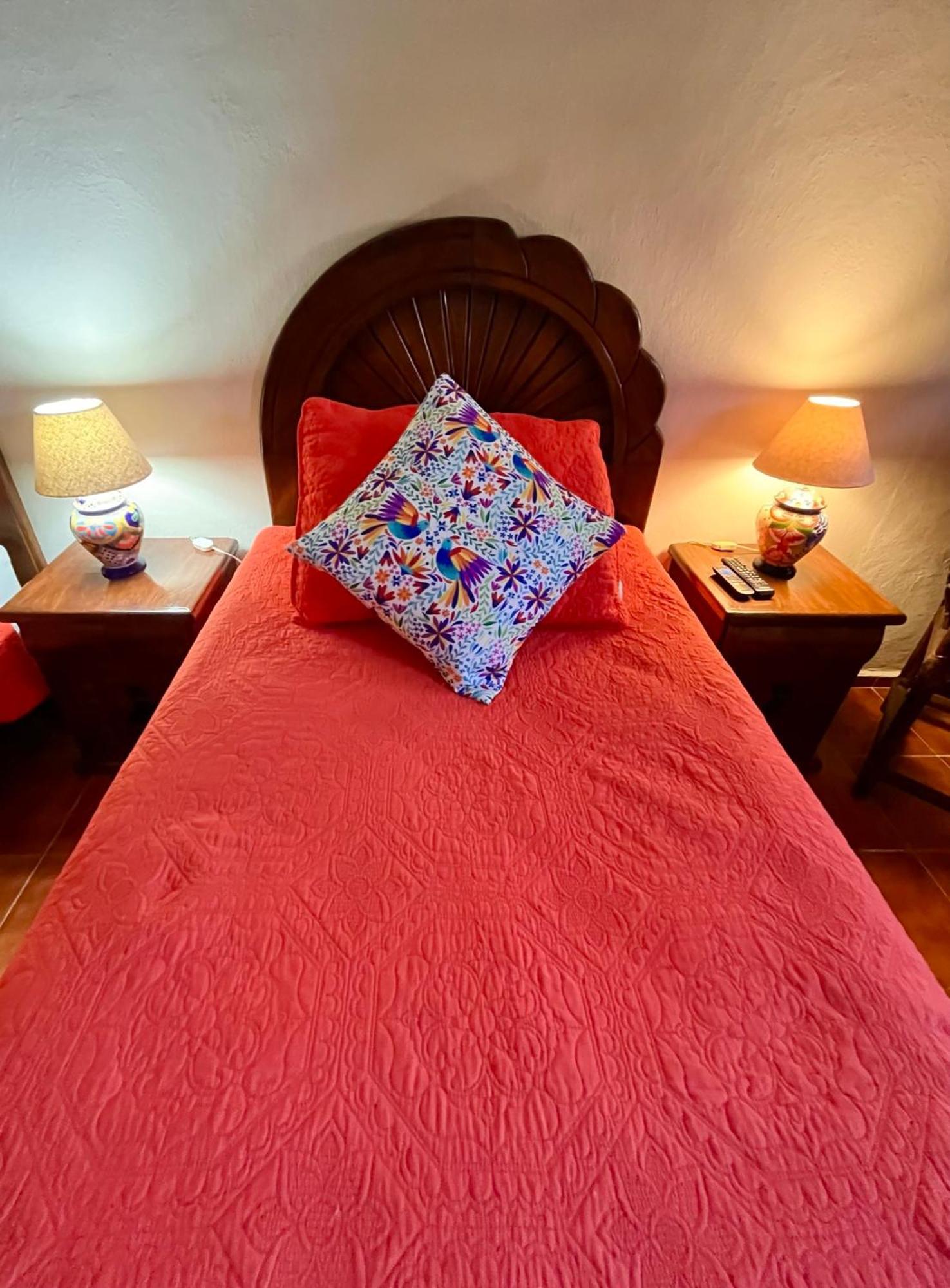 Casa Tres Colibries Bed and Breakfast Mérida Εξωτερικό φωτογραφία